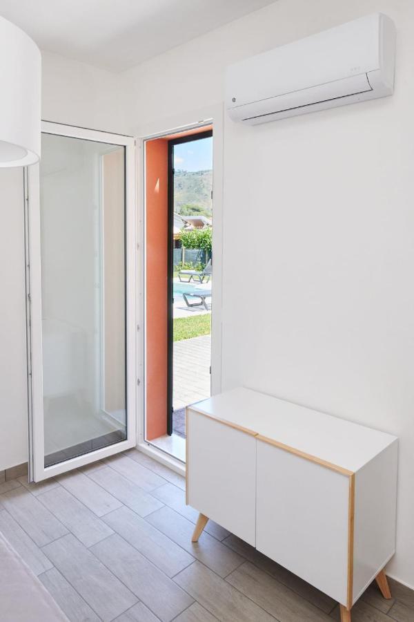Salinelle Rooms Lascari Exterior foto